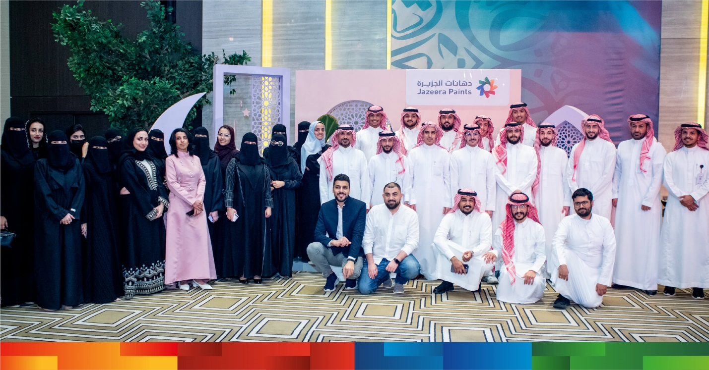 A group of people posing for a photo

Description automatically generated